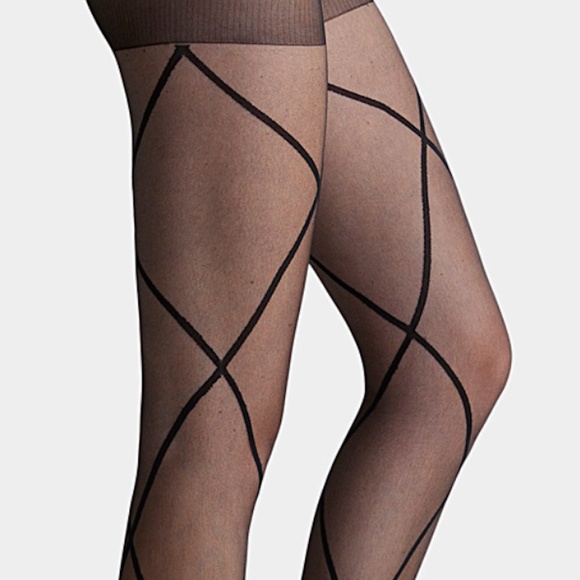 Black traced diamond fashion tights made in Italy NWT - Picture 2 of 10